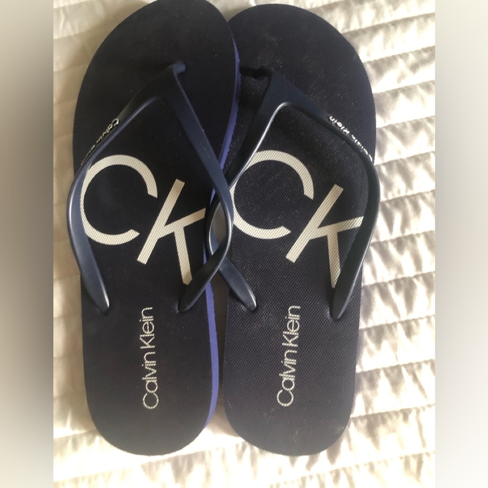 Calvin Klein flip flops Size 9/10 Navy Blue